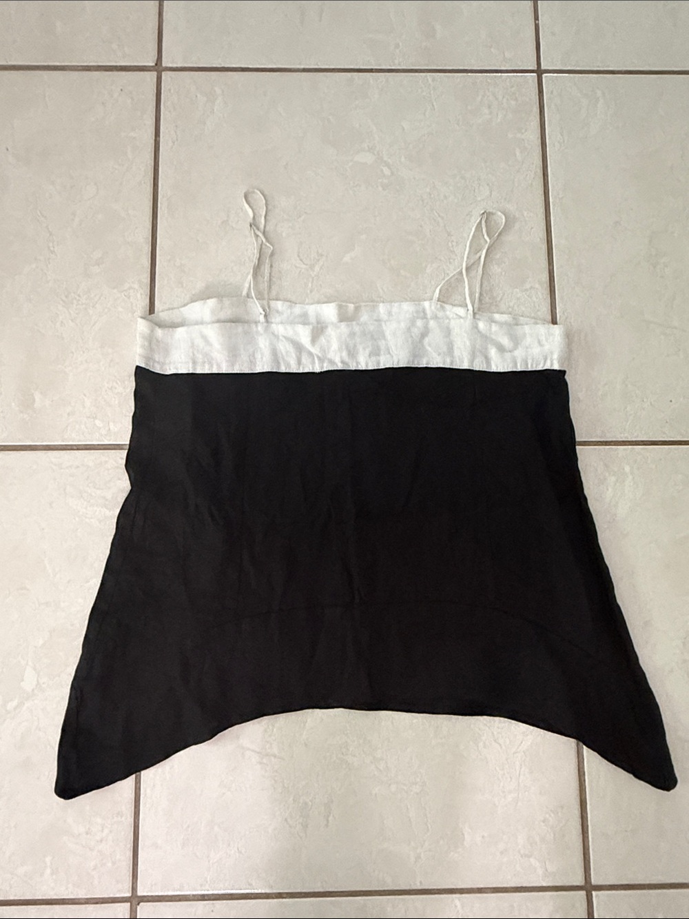 DKNY Black and White Spaghetti Strap Colorblock Camisole - Picture 5 of 5